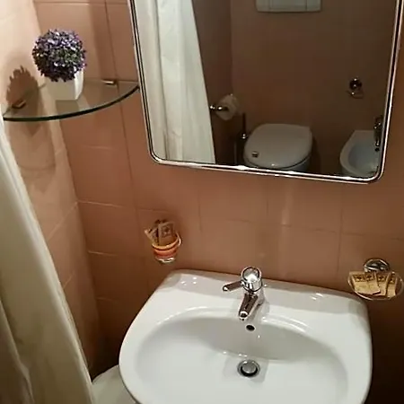 Hotell Vecchio Forno 2*